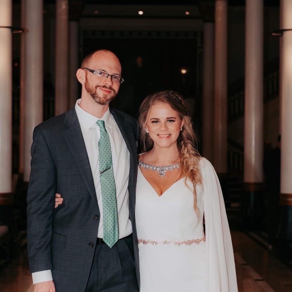 Meet your Posher, Allison - Picture 3 of 4